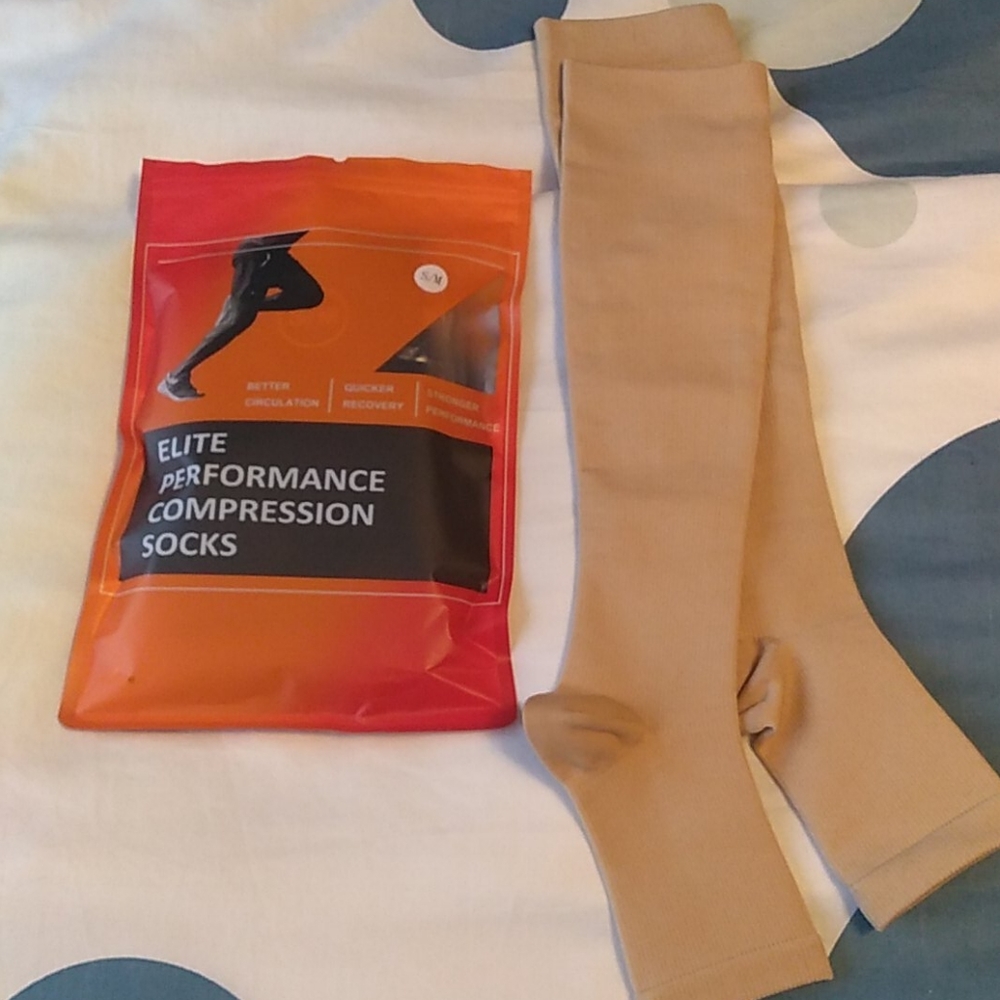3 pack compression socks (knee high)
